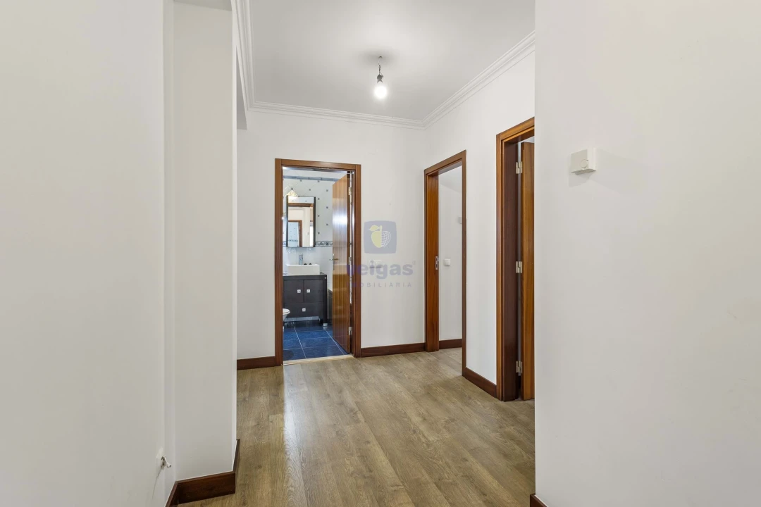 Prédio para Venda em Foz do Arelho Foto 13