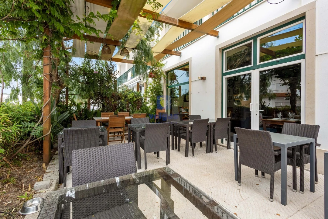 Prédio para Venda em Foz do Arelho Foto 24