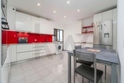 Apartamento T3 para Venda em Loule (São Clemente)