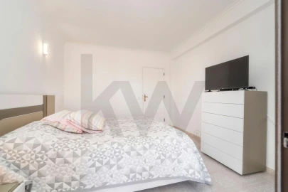 Apartamento T3 para Venda em Loule (São Clemente)