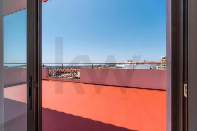 Apartamento T3 para Venda em Loule (São Clemente)