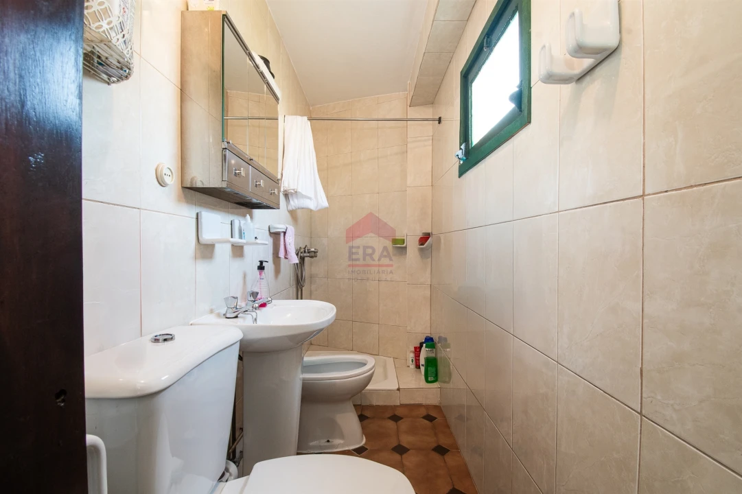 Moradia T0 para Venda em Alte Foto 10