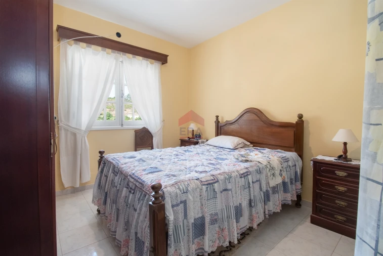 Moradia T0 para Venda em Alte Foto 14