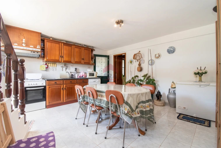 Moradia T0 para Venda em Alte Foto 5