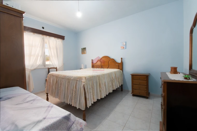 Moradia T0 para Venda em Alte Foto 15