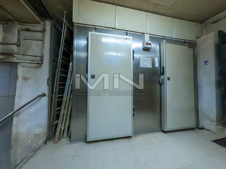 Negócio para Venda em Gondomar (São Cosme), Valbom e Jovim Foto 29