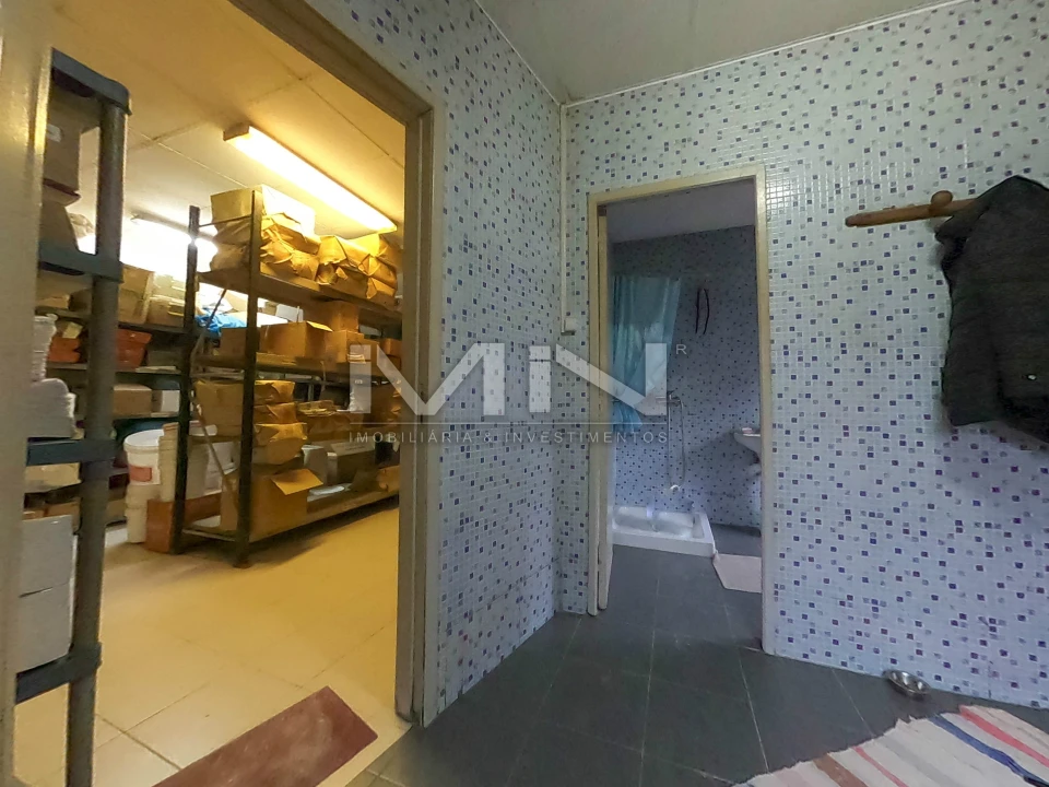 Negócio para Venda em Gondomar (São Cosme), Valbom e Jovim Foto 22