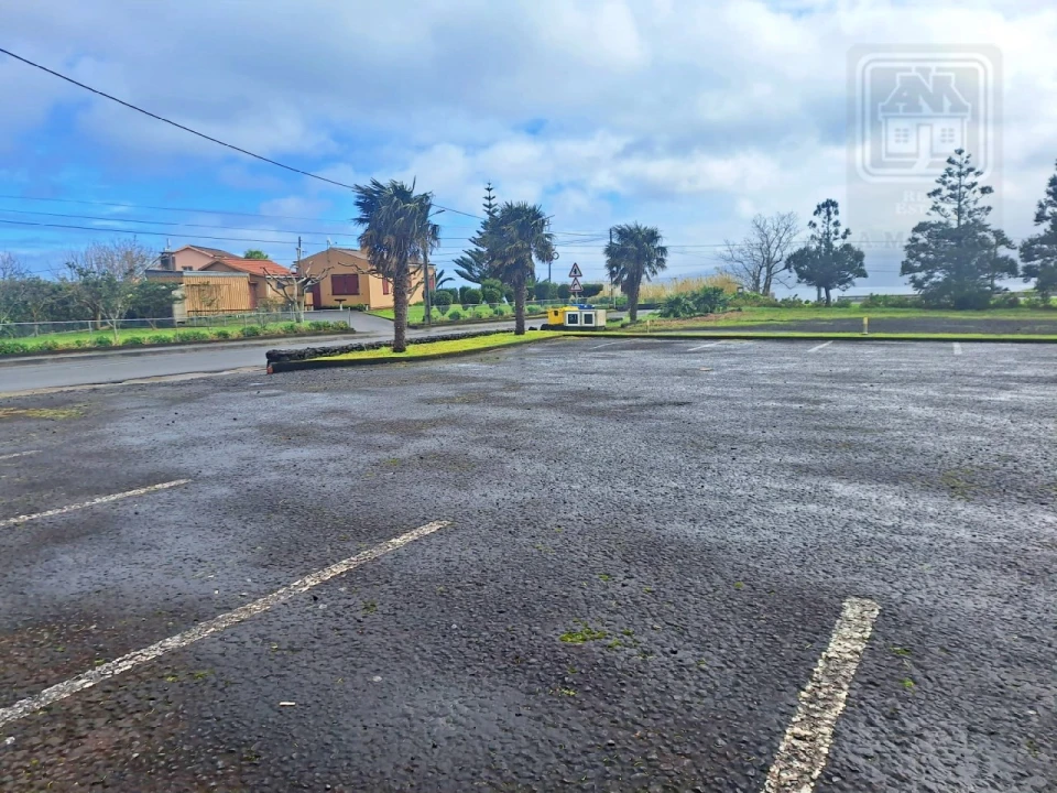 Loja para Venda em Ribeirinha Foto 9