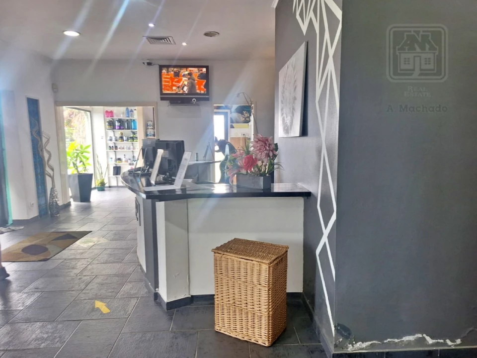 Loja para Venda em Ribeirinha Foto 13