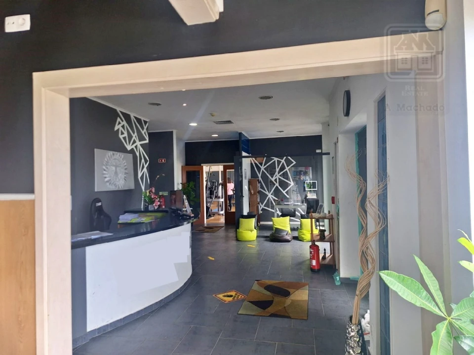 Loja para Venda em Ribeirinha Foto 14