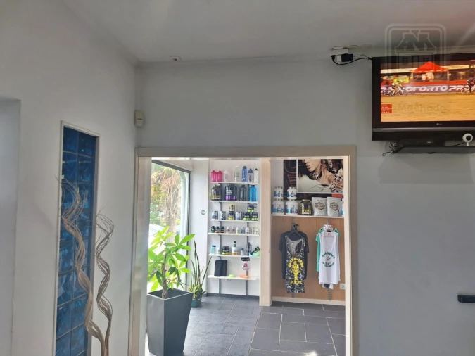 Loja para Venda em Ribeirinha Foto 19