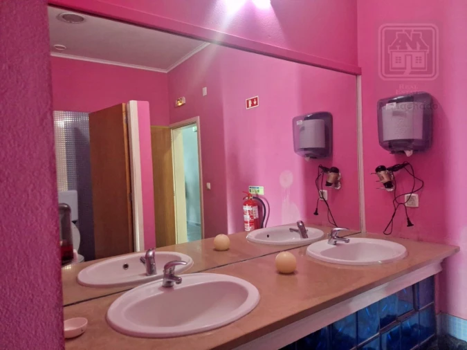 Loja para Venda em Ribeirinha Foto 34