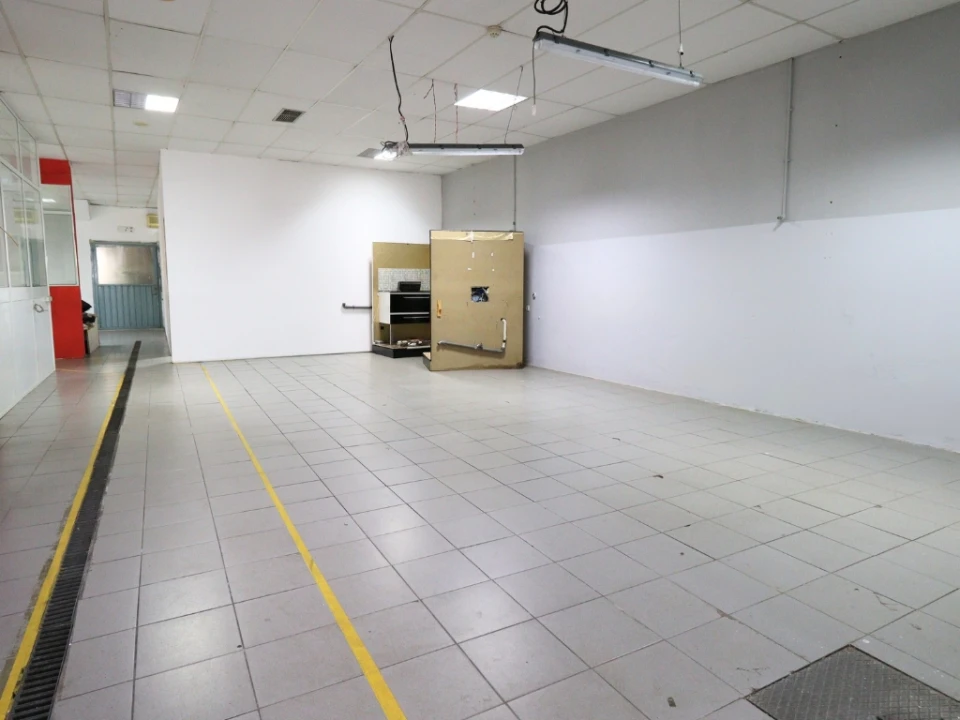 Armazém para Venda em Vila Nova de Famalicão e Calendário Foto 8