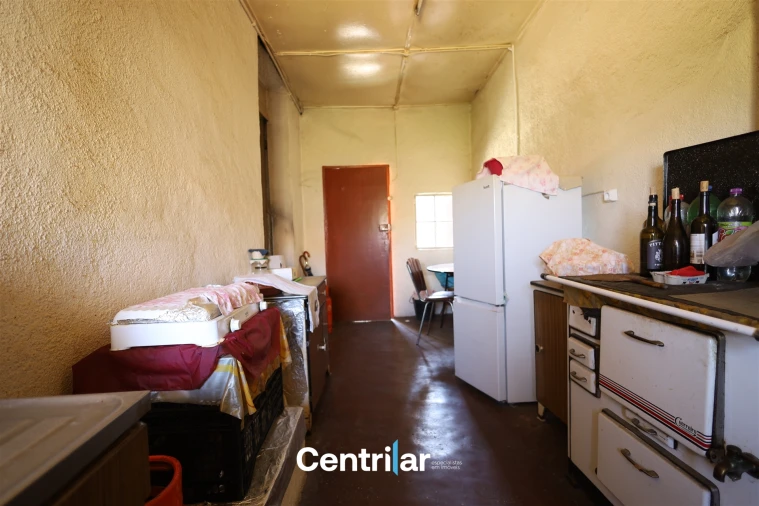 Moradia T3 para Venda em Cunha Baixa Foto 7