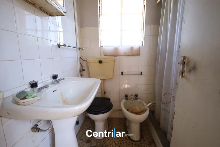 Moradia T3 para Venda em Cunha Baixa Foto 13