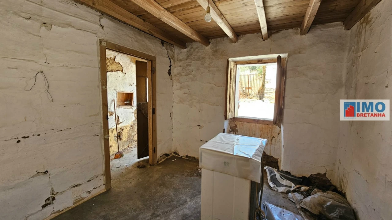 Moradia T1 para Venda em Malpica do Tejo Foto 6