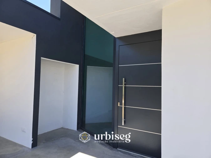 Moradia T4 para Venda em Vermoil Foto 55