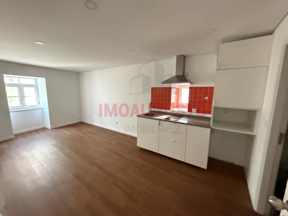 Prédio para Venda em Guarda Foto 9