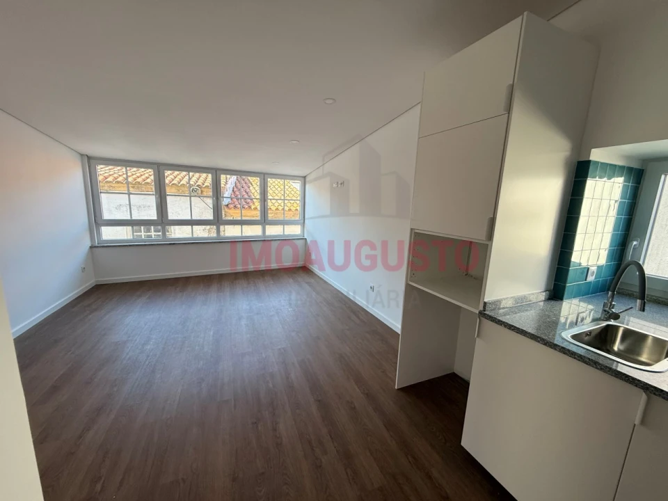 Prédio para Venda em Guarda Foto 16