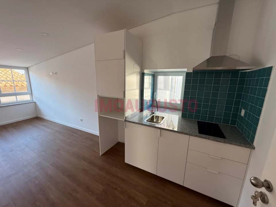 Prédio para Venda em Guarda Foto 17