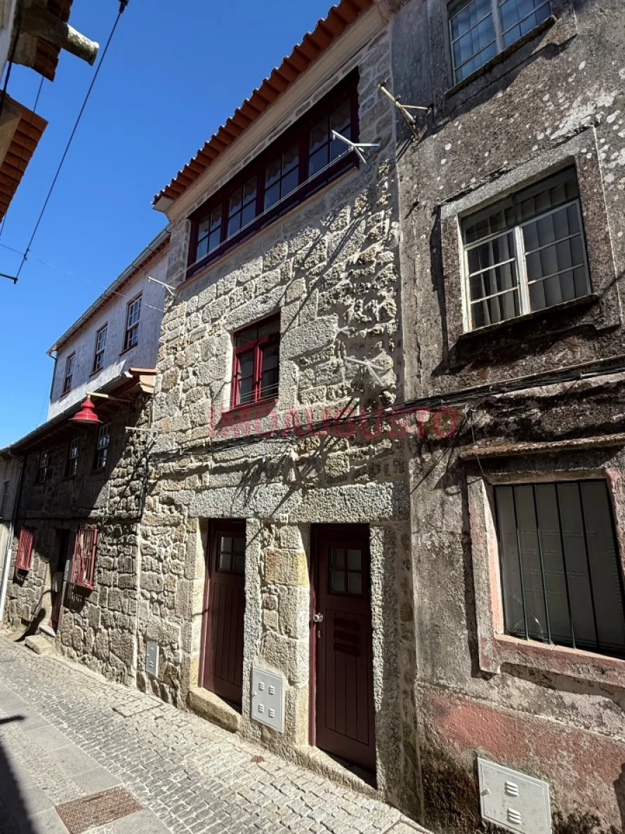 Prédio para Venda em Guarda