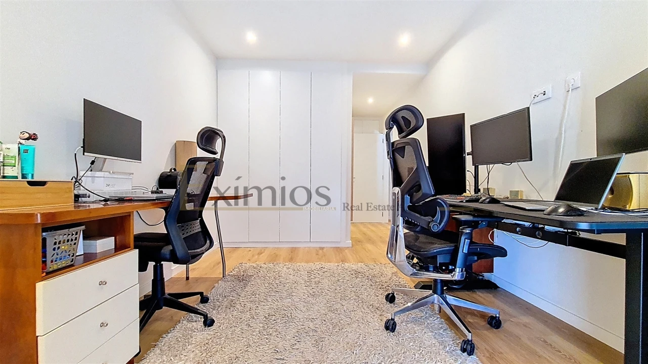 Apartamento T2 para Venda em Gião Foto 12