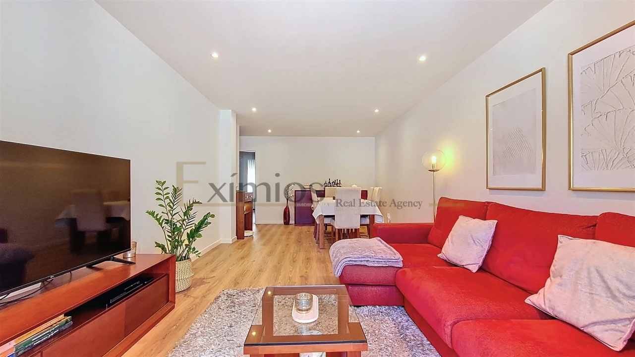 Apartamento T2 para Venda em Gião Foto 1