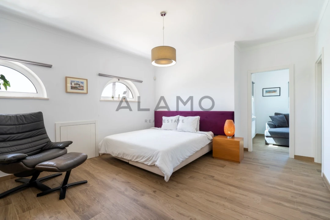 Moradia T5 para Venda em Pechão Foto 14