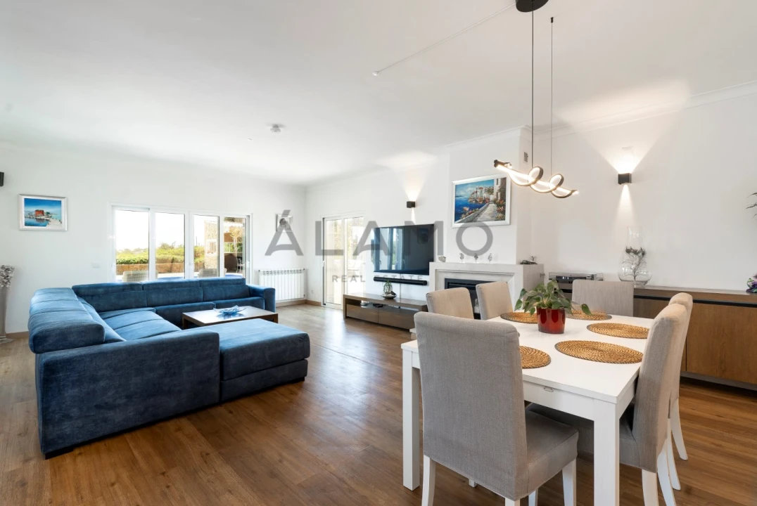 Moradia T5 para Venda em Pechão Foto 3