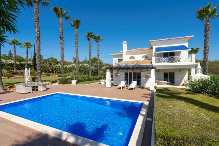 Moradia T5 para Venda em Pechão Foto 2