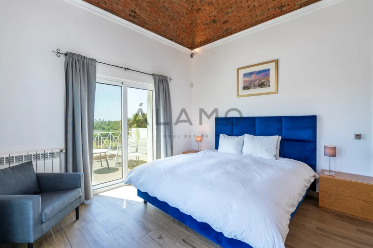 Moradia T5 para Venda em Pechão Foto 8