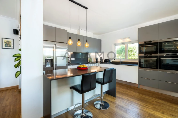 Moradia T5 para Venda em Pechão Foto 4