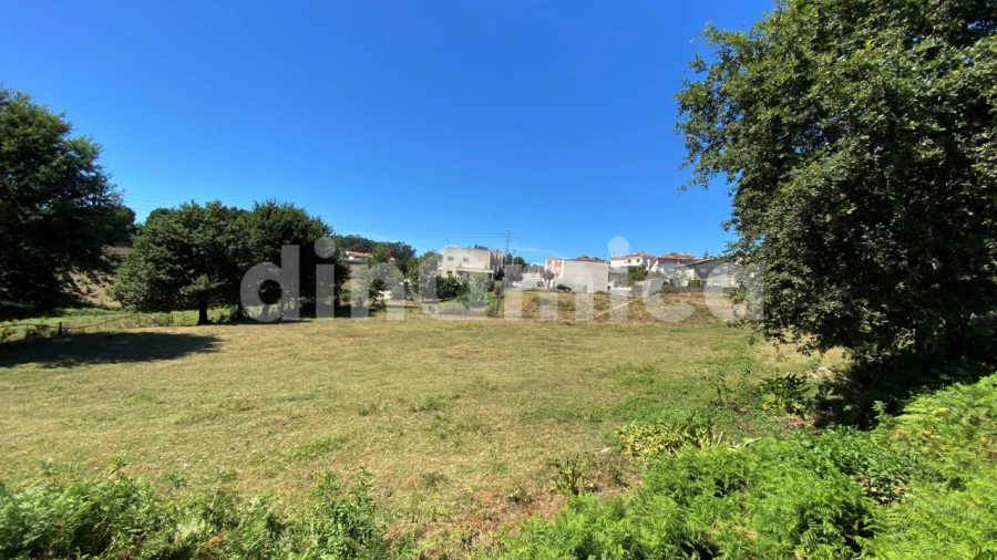 Terreno para Venda em Antas e Abade de Vermoim Foto 1