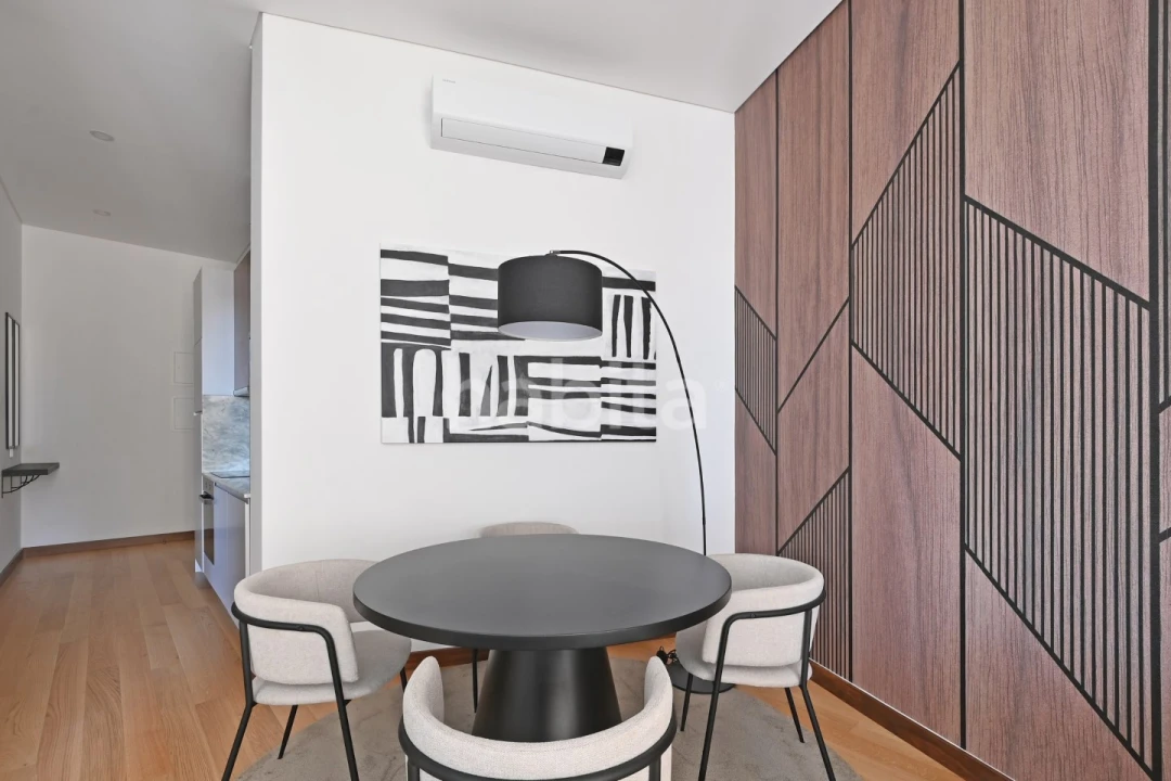Apartamento T1 para Venda em Cedofeita, Santo Ildefonso, Sé, Miragaia, São Nicolau e Vitória Foto 5
