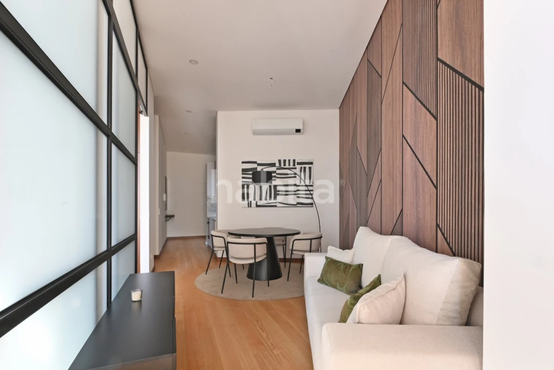 Apartamento T1 para Venda em Cedofeita, Santo Ildefonso, Sé, Miragaia, São Nicolau e Vitória Foto 3