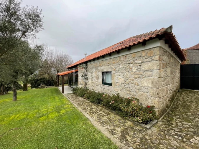 Quinta T8 para Venda em Cossourado Foto 18