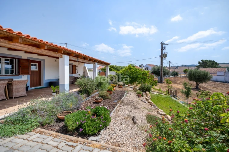 Quinta T3 para Venda em Santiago do Cacém, Santa Cruz e São Bartolomeu da Serra