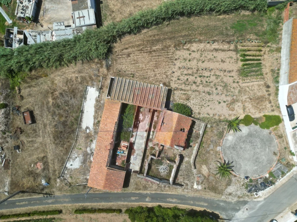 Moradia T2 para Venda em Caldas da Rainha - Santo Onofre e Serra do Bouro Foto 4