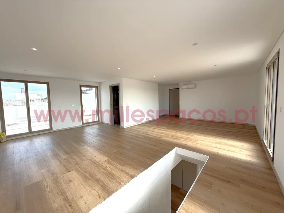 Apartamento T3 para Venda em Montijo e Afonsoeiro Foto 24