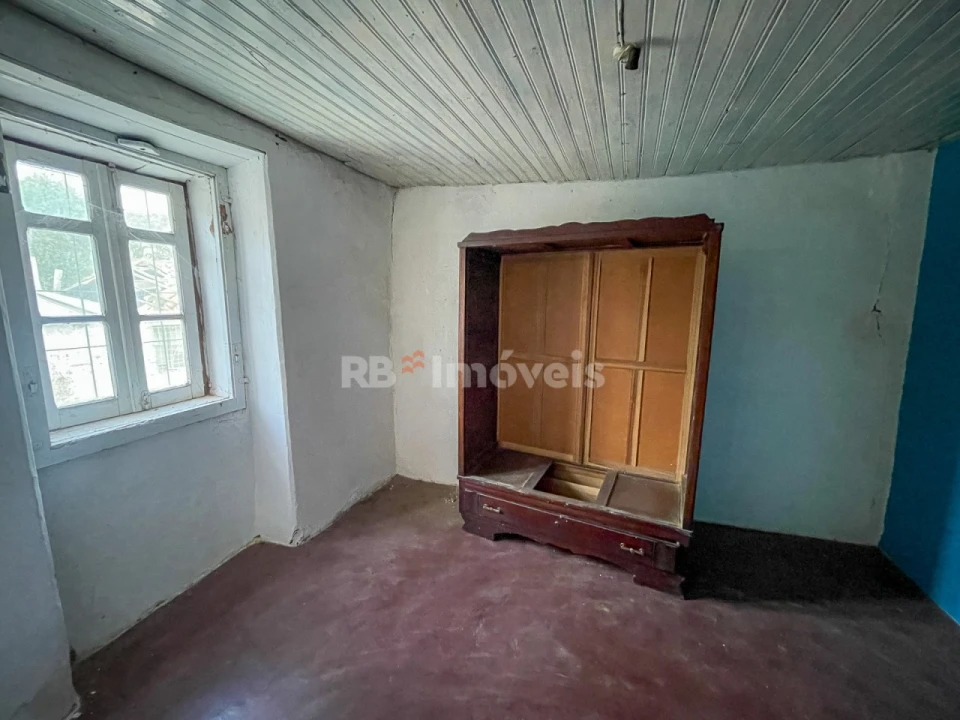 Moradia T3 para Venda em Envendos Foto 5