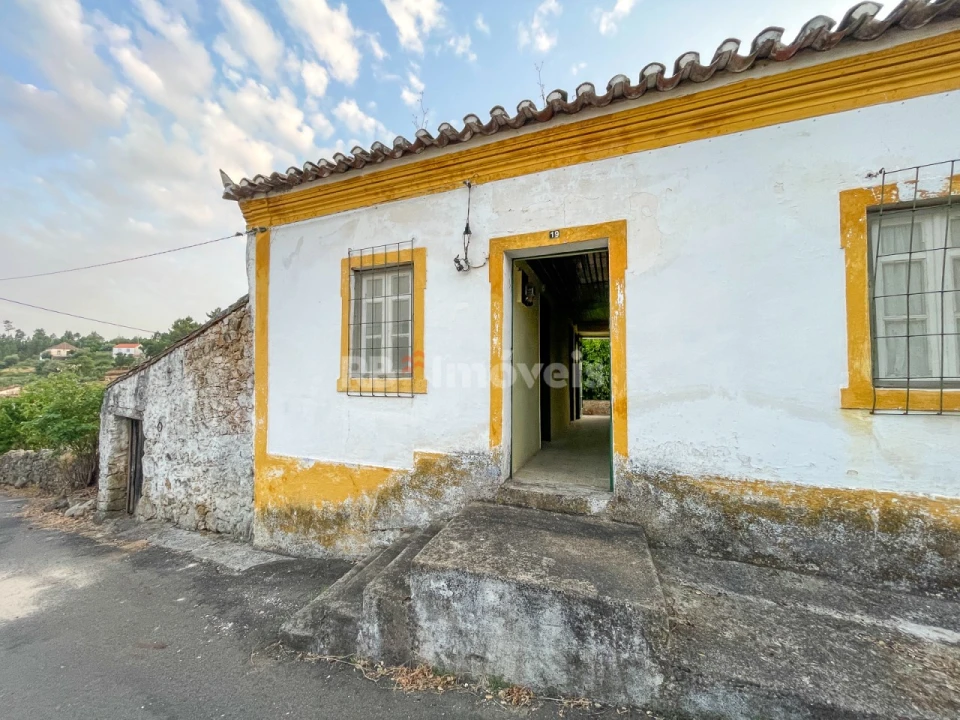 Moradia T3 para Venda em Envendos Foto 1