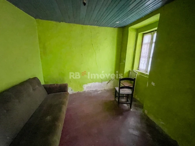 Moradia T3 para Venda em Envendos Foto 4