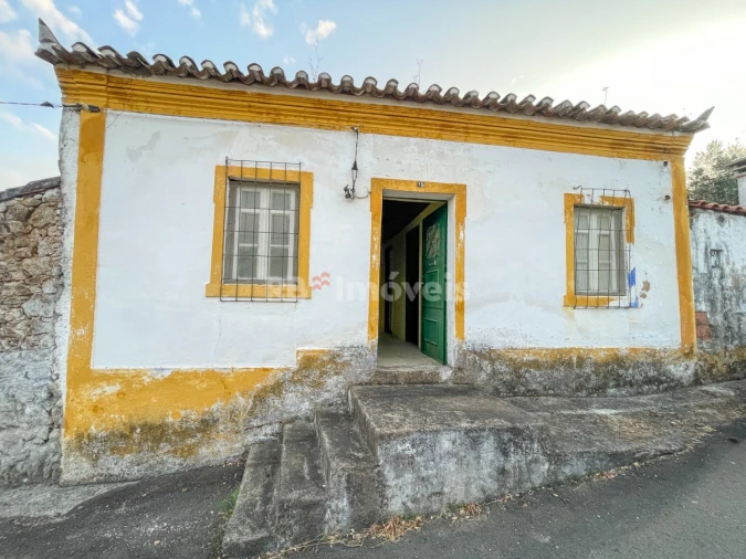 Moradia T3 para Venda em Envendos Foto 3