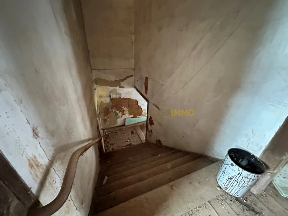 Prédio para Venda em São João Baptista e Santa Maria dos Olivais Foto 19