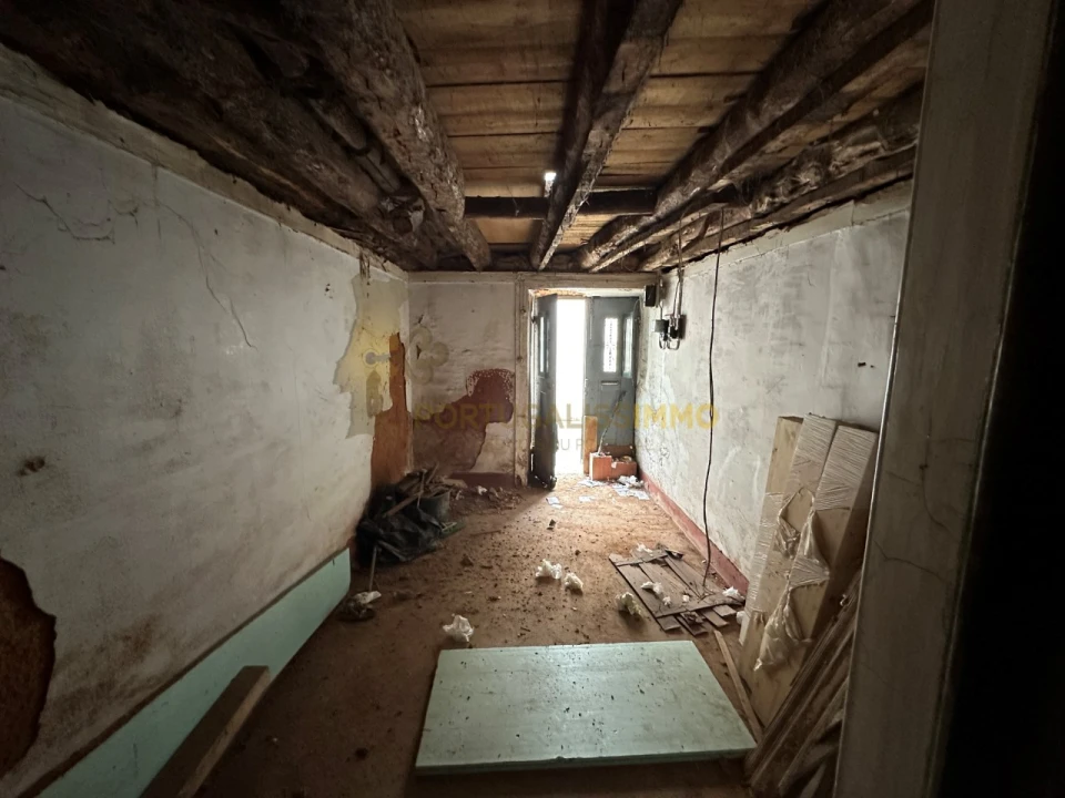 Prédio para Venda em São João Baptista e Santa Maria dos Olivais Foto 39