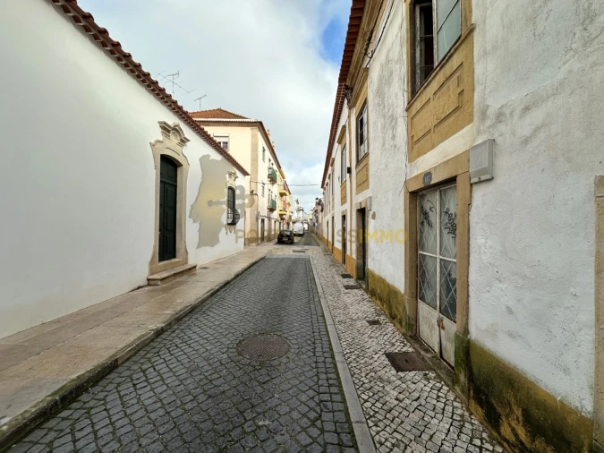 Prédio para Venda em São João Baptista e Santa Maria dos Olivais Foto 8