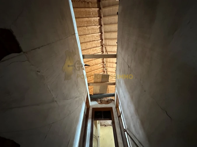 Prédio para Venda em São João Baptista e Santa Maria dos Olivais Foto 40