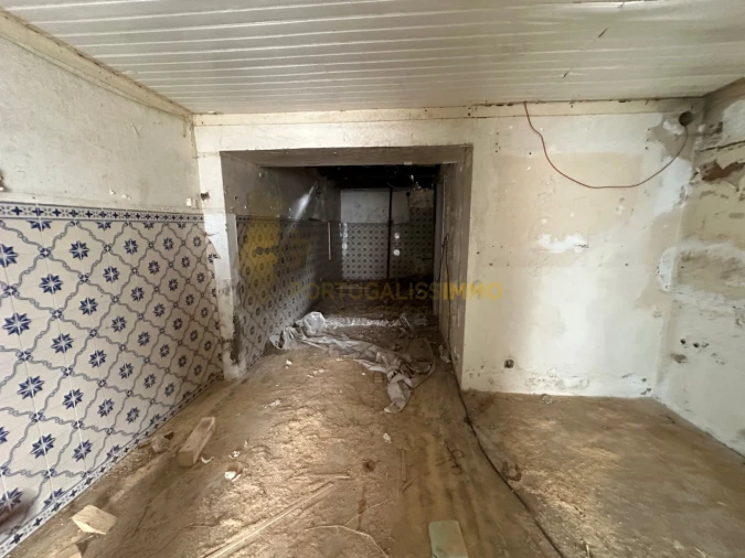 Prédio para Venda em São João Baptista e Santa Maria dos Olivais Foto 46