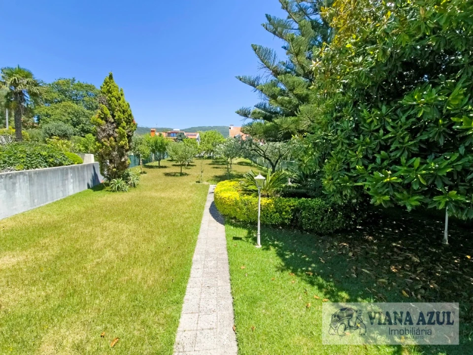 Moradia T4 para Venda em Afife Foto 36