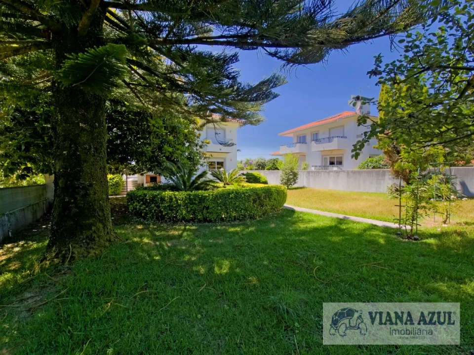 Moradia T4 para Venda em Afife Foto 38